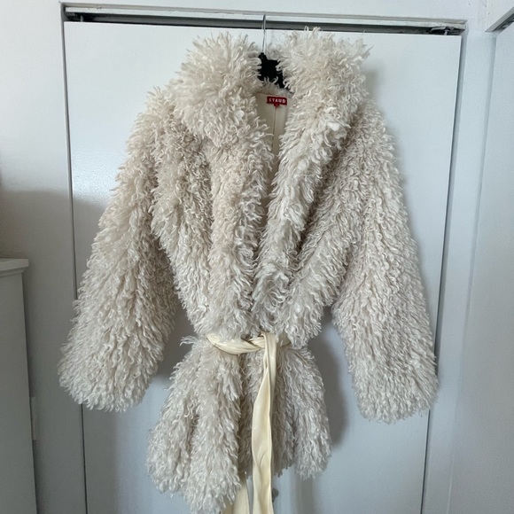 STAUD Lydie Belted Faux Fur coat in Ivory size M - Picture 4 of 5